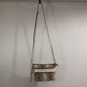 Jessica Simpson Women's Cream & Black Crossbody Bag